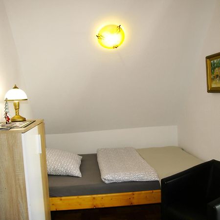 Chata Maniowy Wyspa Ciszy - Agroturystyka, Nieopodal Czorsztyna, Maniowy I Kluszkowce Nad Zalewem Czorsztynskim المظهر الخارجي الصورة